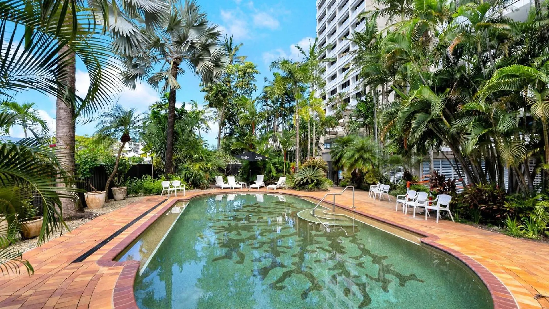 Belle Escapes 73 Rydges Plaza Esplanade With Ocean & City Views Cairns Apartment